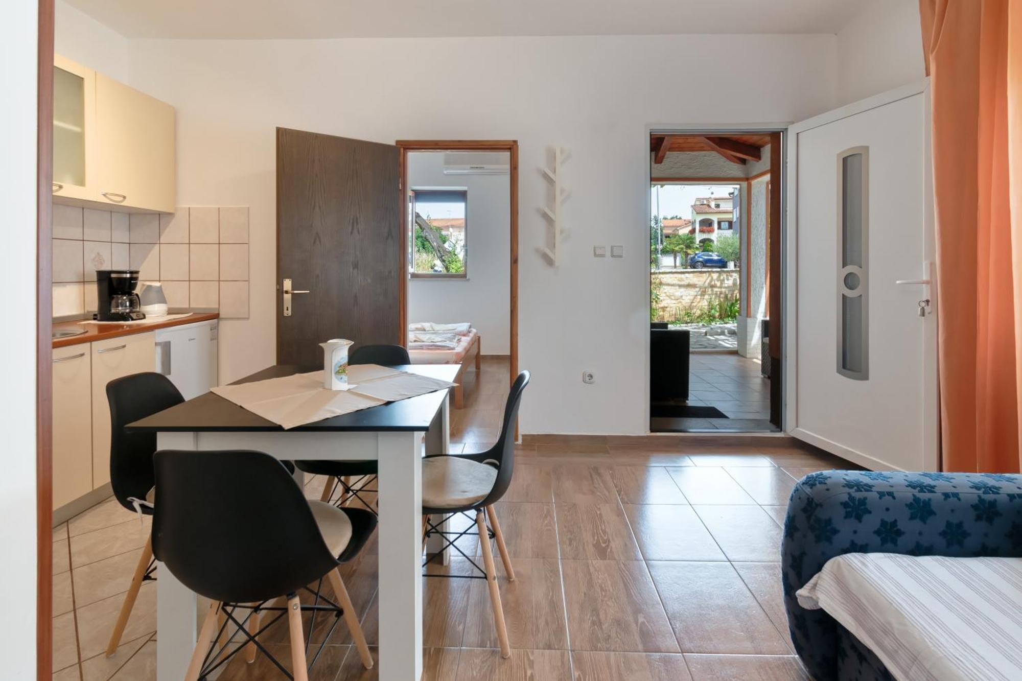 Apartments Exotica By Rent Istria Funtana Exterior foto