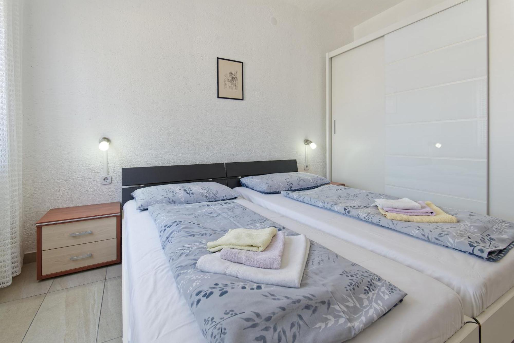 Apartments Exotica By Rent Istria Funtana Exterior foto