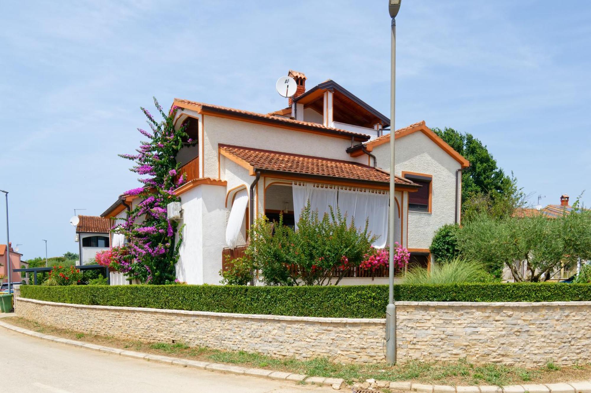 Apartments Exotica By Rent Istria Funtana Exterior foto
